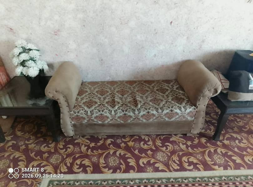 sofa set dinning table etc 0