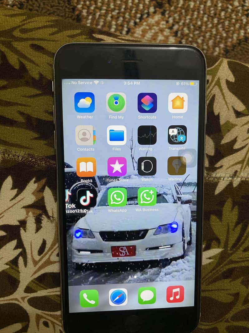 Apple iPhone 6S Plus 1