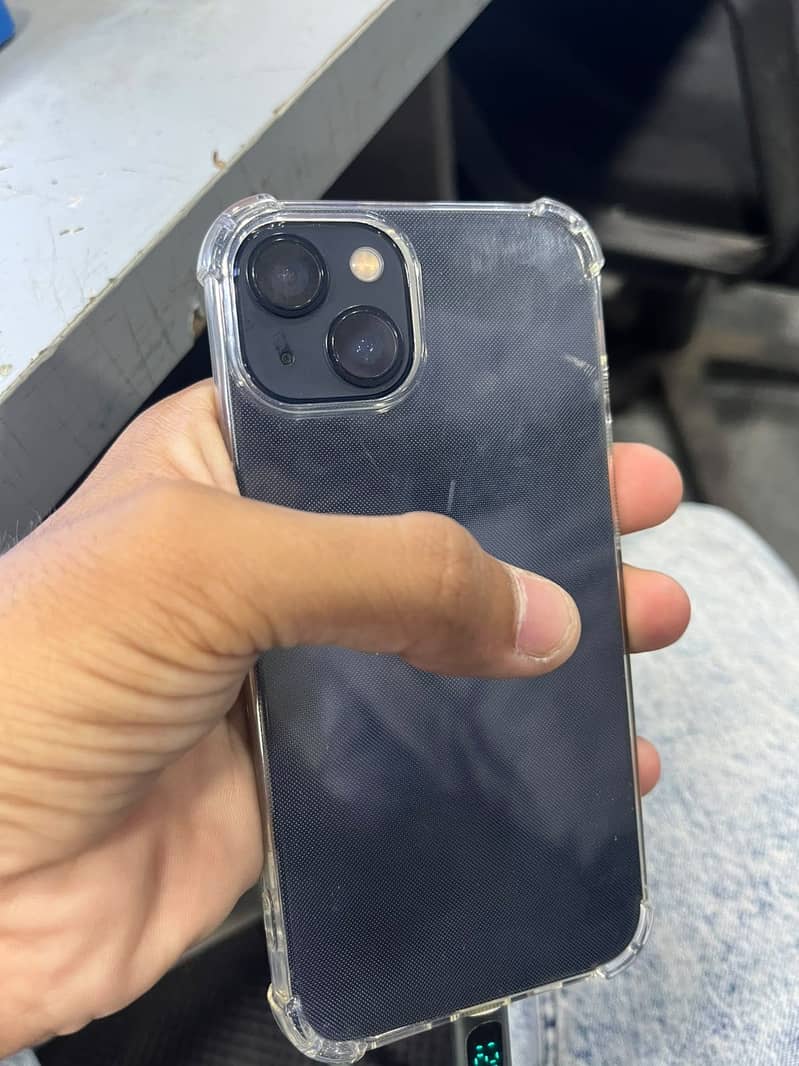 Apple iPhone 13 6