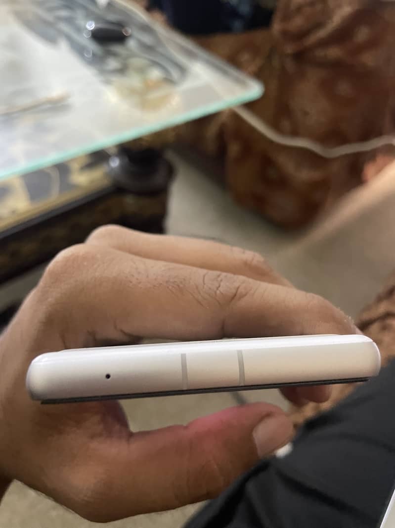 Google Pixel 7a 3