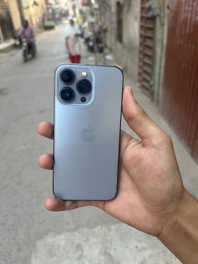 Apple iPhone 13 Pro