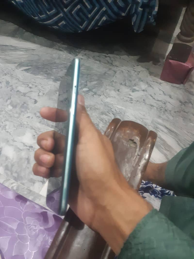 One Plus 8T 4