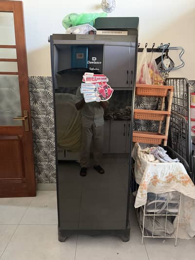 Dawlance Mirror Finish Vertical Deep Freezer