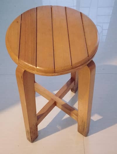 Solid Wood Round Sitting Stool / Footrest in Good Condition