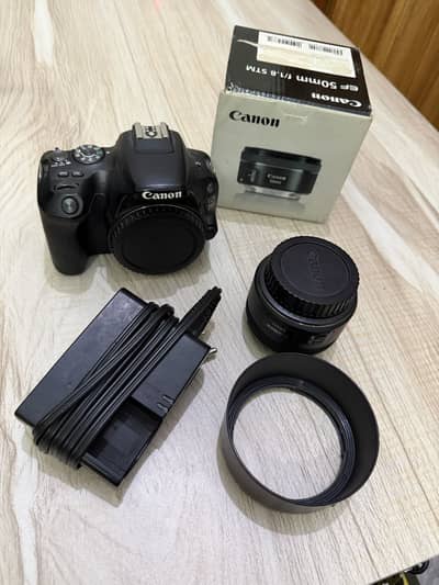 Canon 200D with 50mm 1.8 STM
