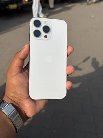 Apple iPhone 16 Pro Max