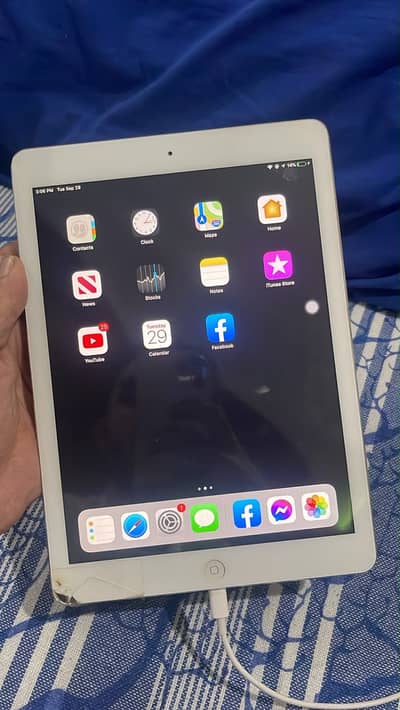 IPAD Air 1st Gen 32GB Without Box