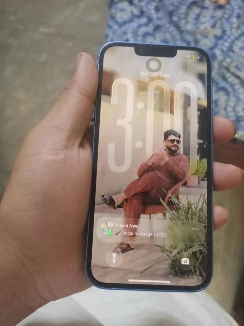 Apple iPhone 13 3