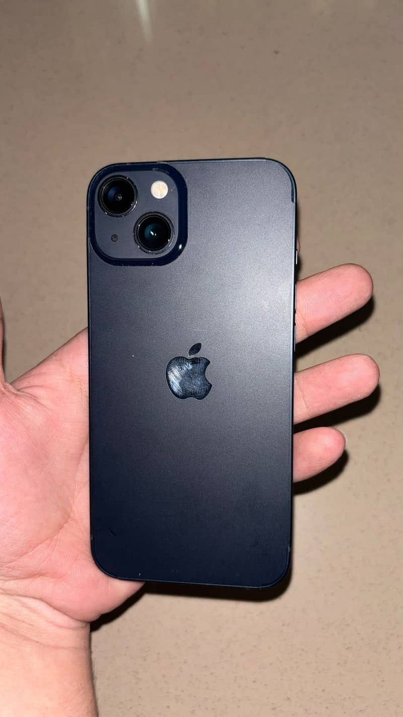 Apple iPhone 13 1