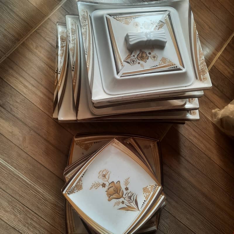 Dinner set 0