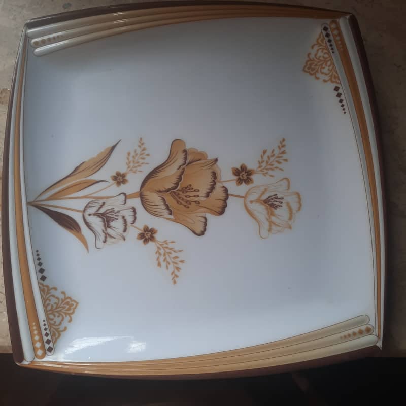 Dinner set 1