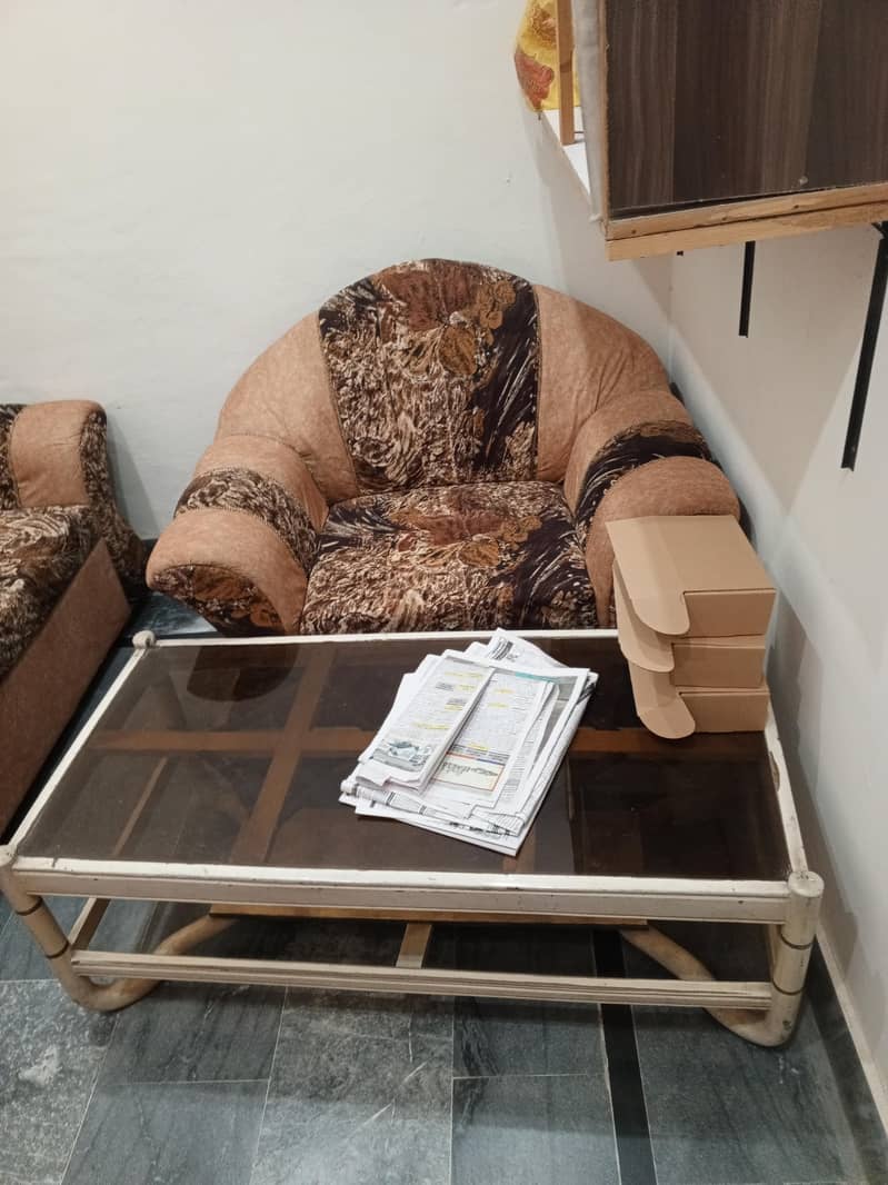 Used sofa set 1