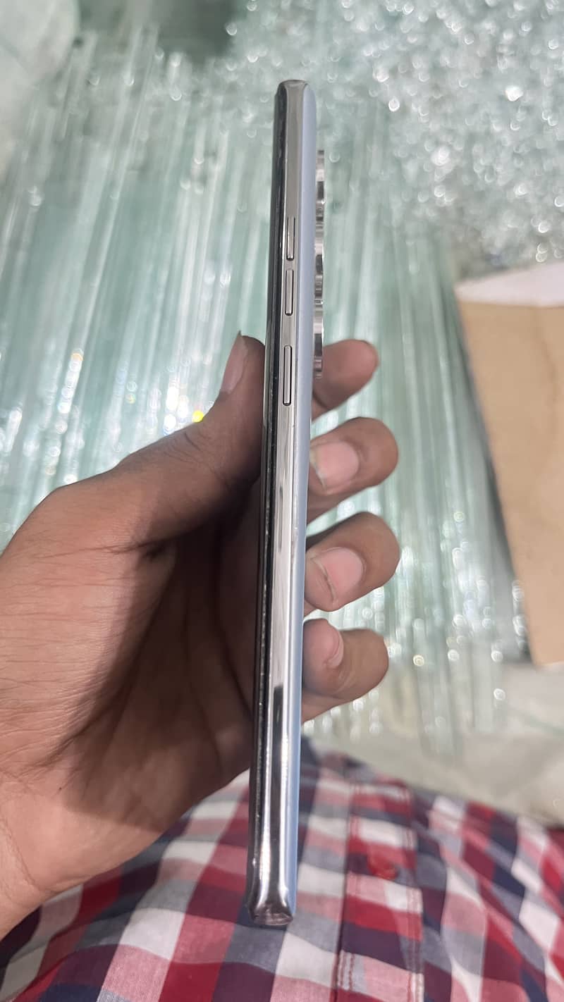 Tecno camon 40 pro 3