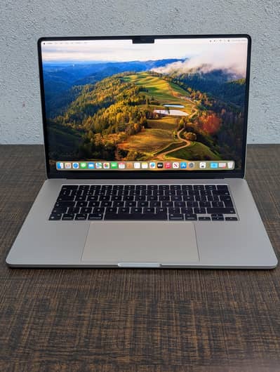 MacBook Air M2 15inches Display 100% Battery Health 13Cycle Counts.
