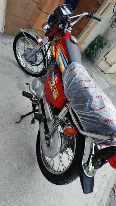 Honda 125 applied for home use bike