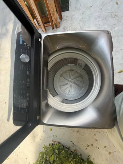 Haier 15KG Fully Automatic Washing Machine HWM150-1678