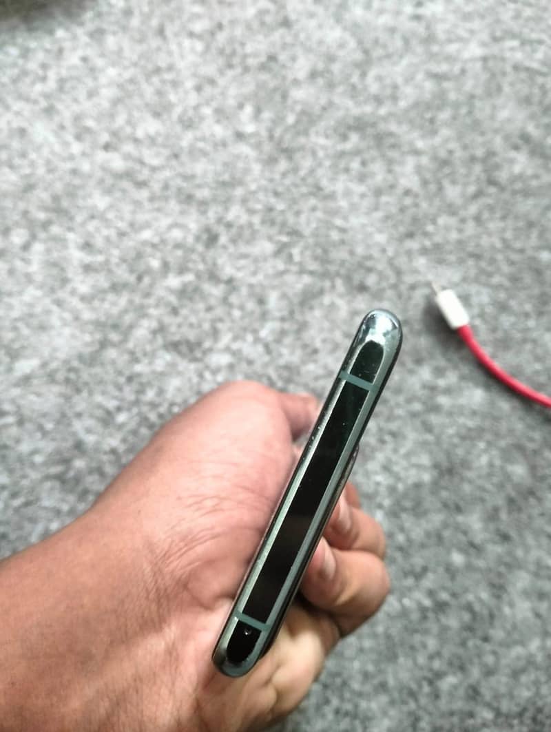 One Plus 10 Pro 6