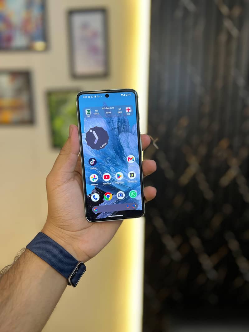 Google Pixel 8 1