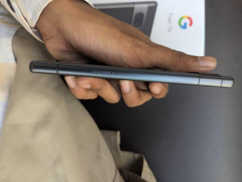 Google Pixel 7a 5