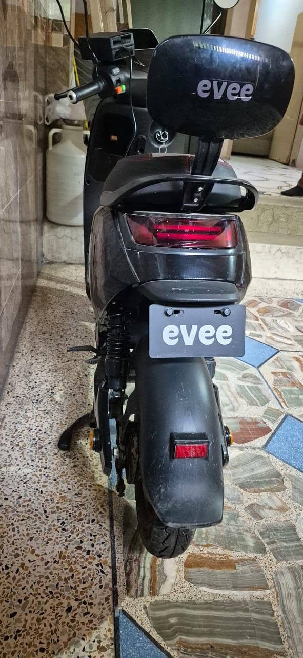 evee mito 2