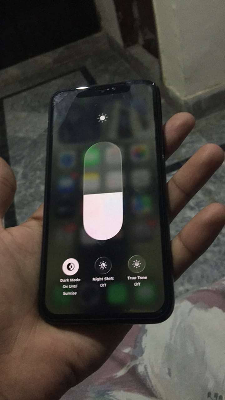 Apple iPhone 11 Pro 1