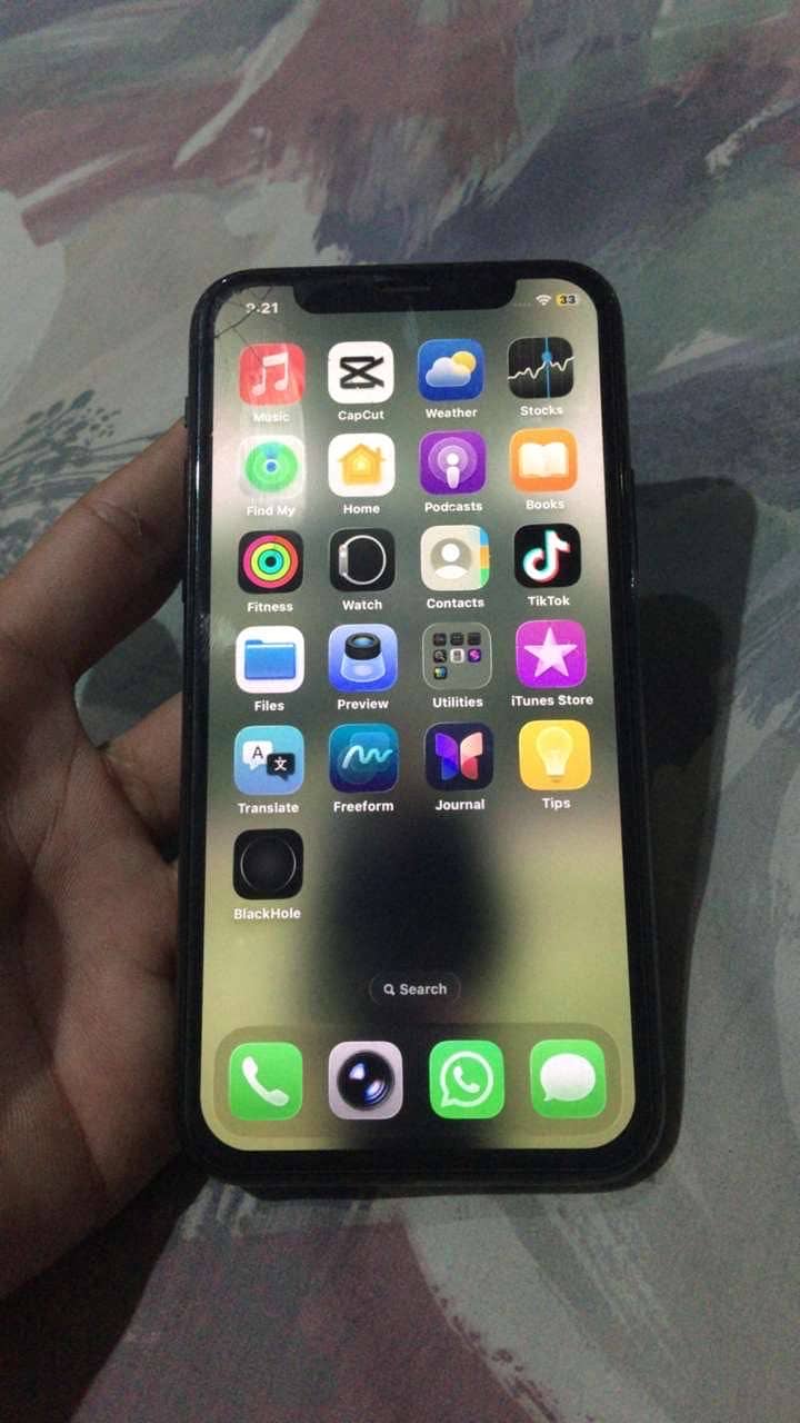 Apple iPhone 11 Pro 3