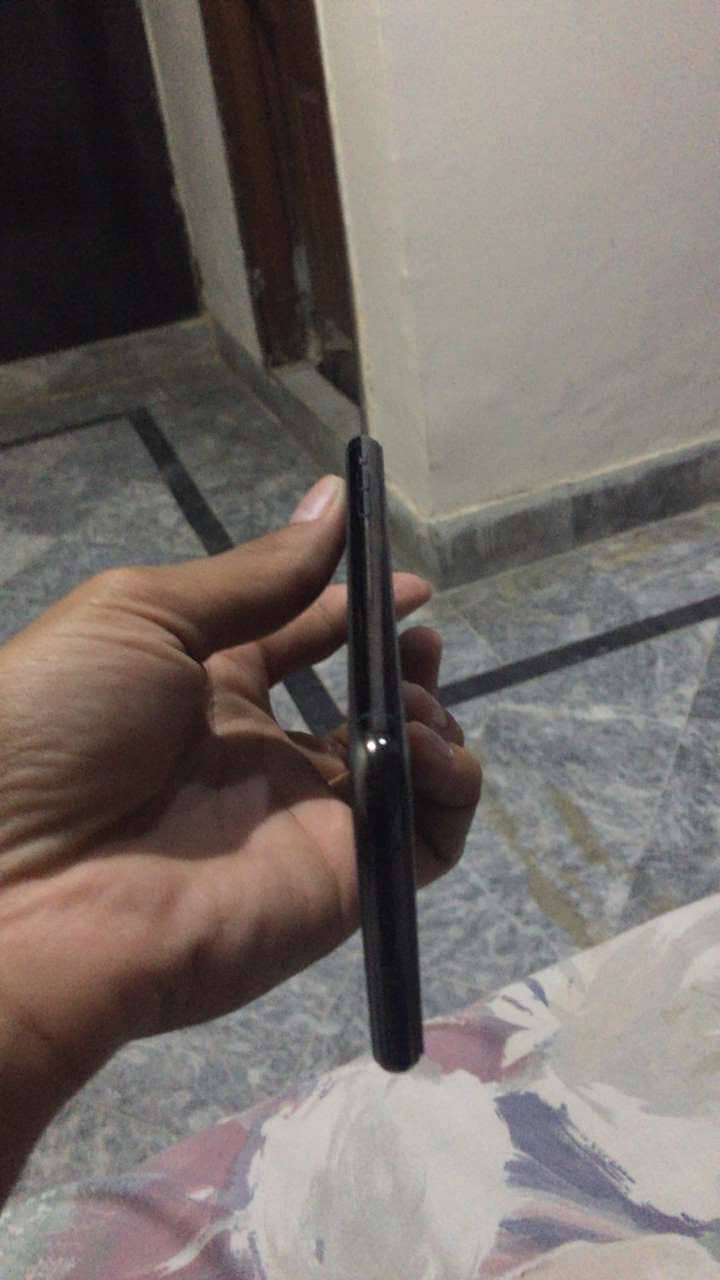 Apple iPhone 11 Pro 5