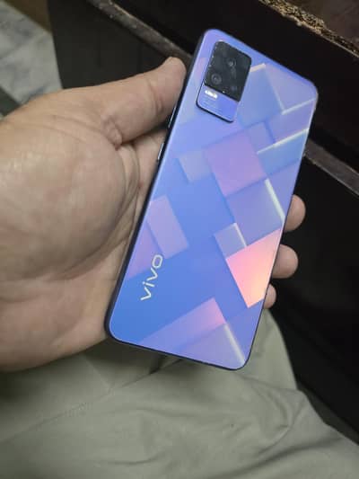Vivo V21e