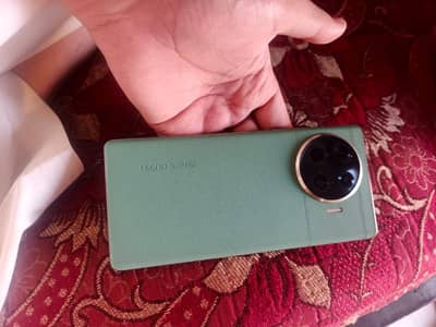 Tecno Spark 20 Pro Plus