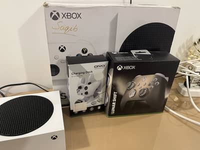 Xbox Series S Sealed 2 Controllers