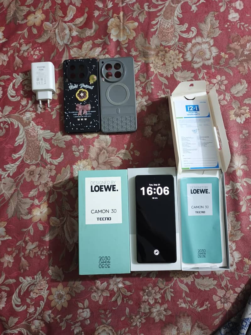 Tecno CAMON 30 0