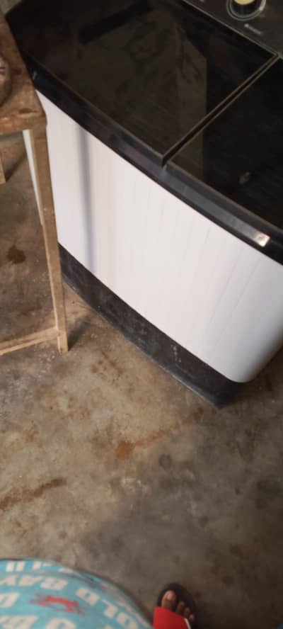 Dawlance DW 6550 G Twin Tub Washing Machine with Spinner