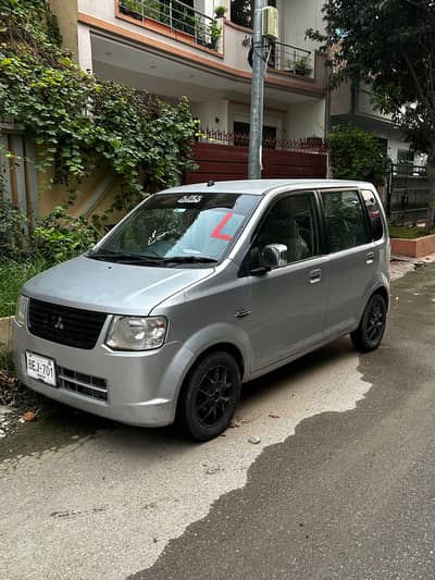 Mitsubishi Ek Wagon 2012