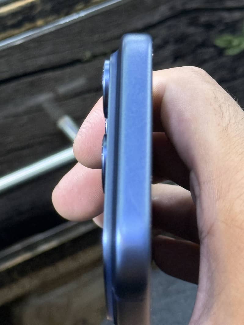 Apple iPhone 17 Pro Max 0