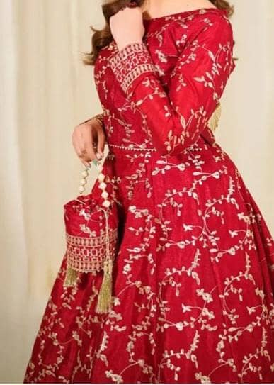 maroon lehnga