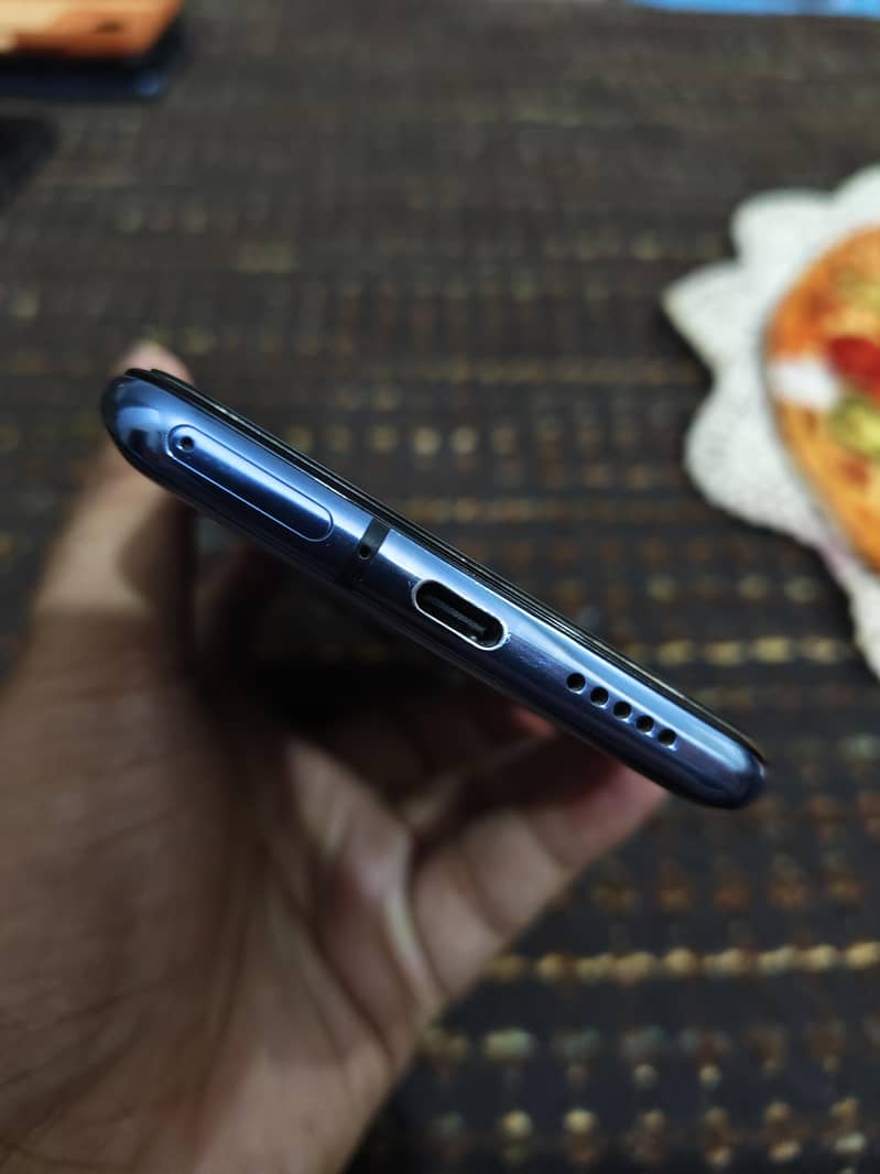 One Plus 7T 4