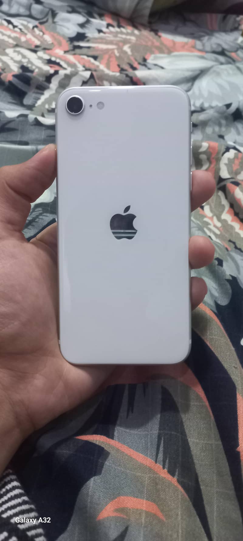 Apple iPhone SE 7