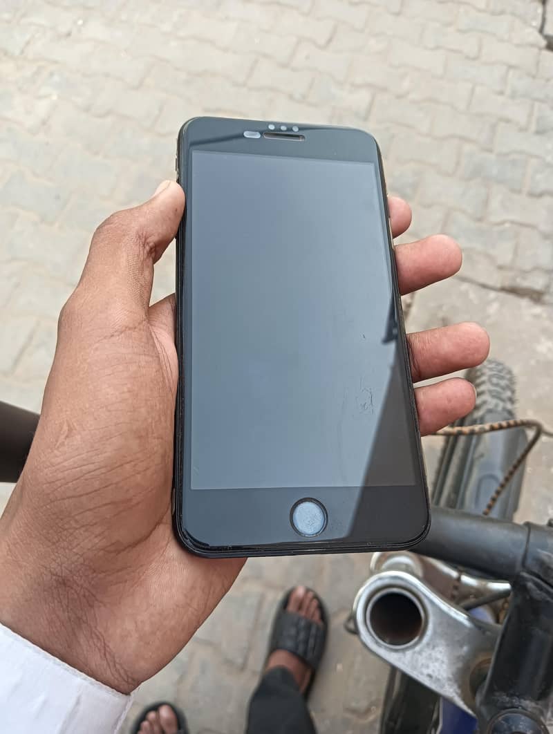 Apple iPhone 7 Plus 10/10 condition 4