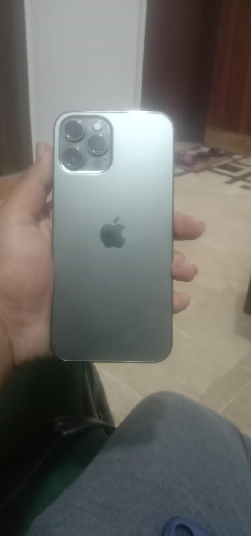 Apple iPhone 12 Pro Max 3