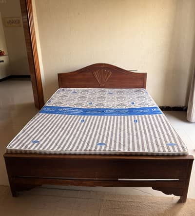 Queen size bed with foam
