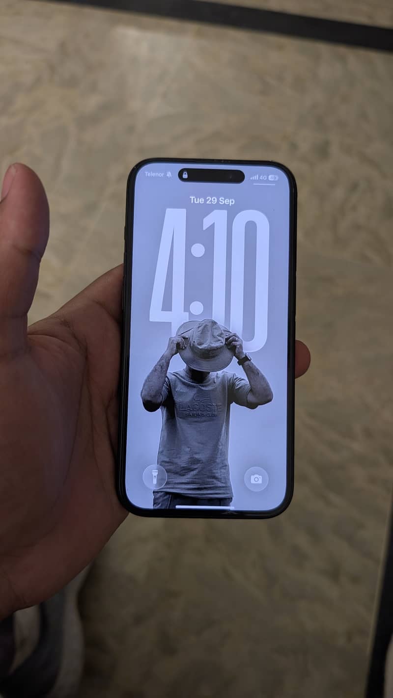 Apple iPhone 15 Pro 0