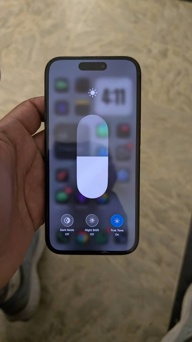 Apple iPhone 15 Pro 6