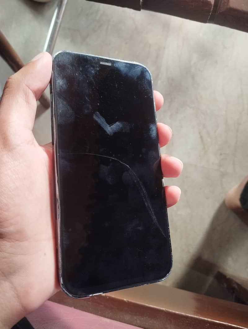 Apple iPhone 12 2