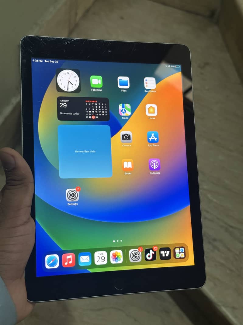 iPad 5th Generation 32GB 2