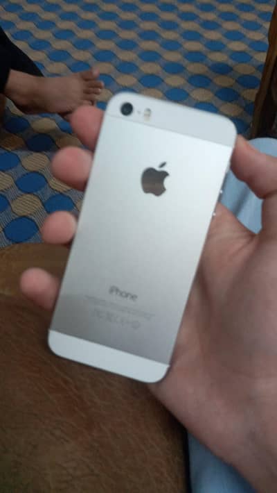 Apple iPhone 5s