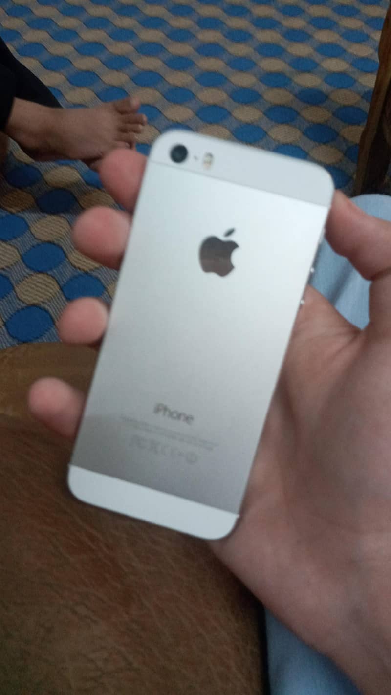 Apple iPhone 5s 0