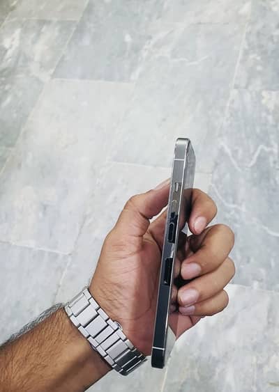 Apple iPhone 13 Pro