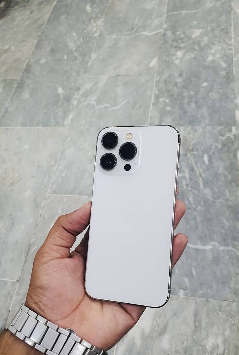 Apple iPhone 13 Pro 5