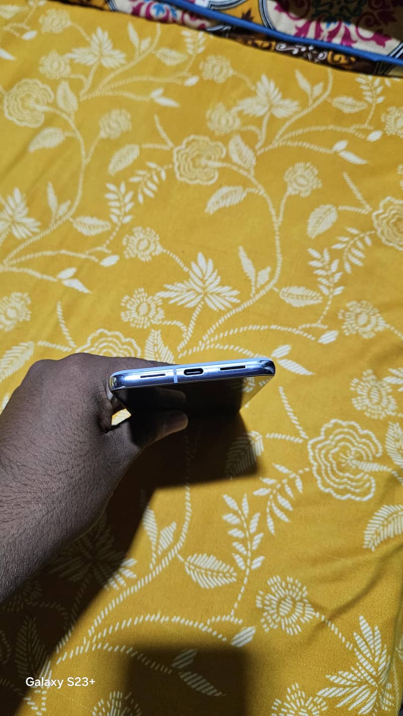 Google Pixel 8 Pro 3