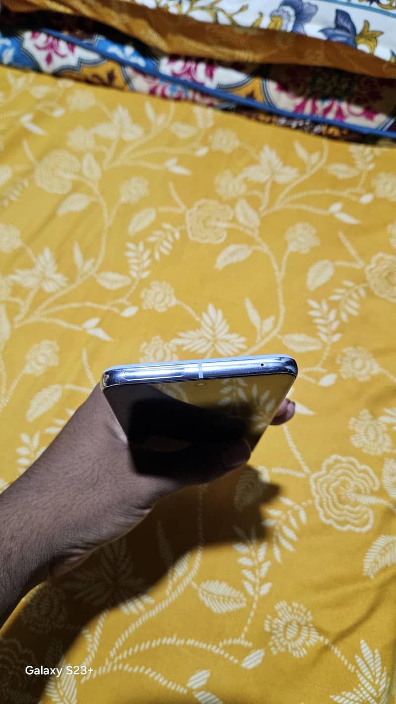 Google Pixel 8 Pro 4